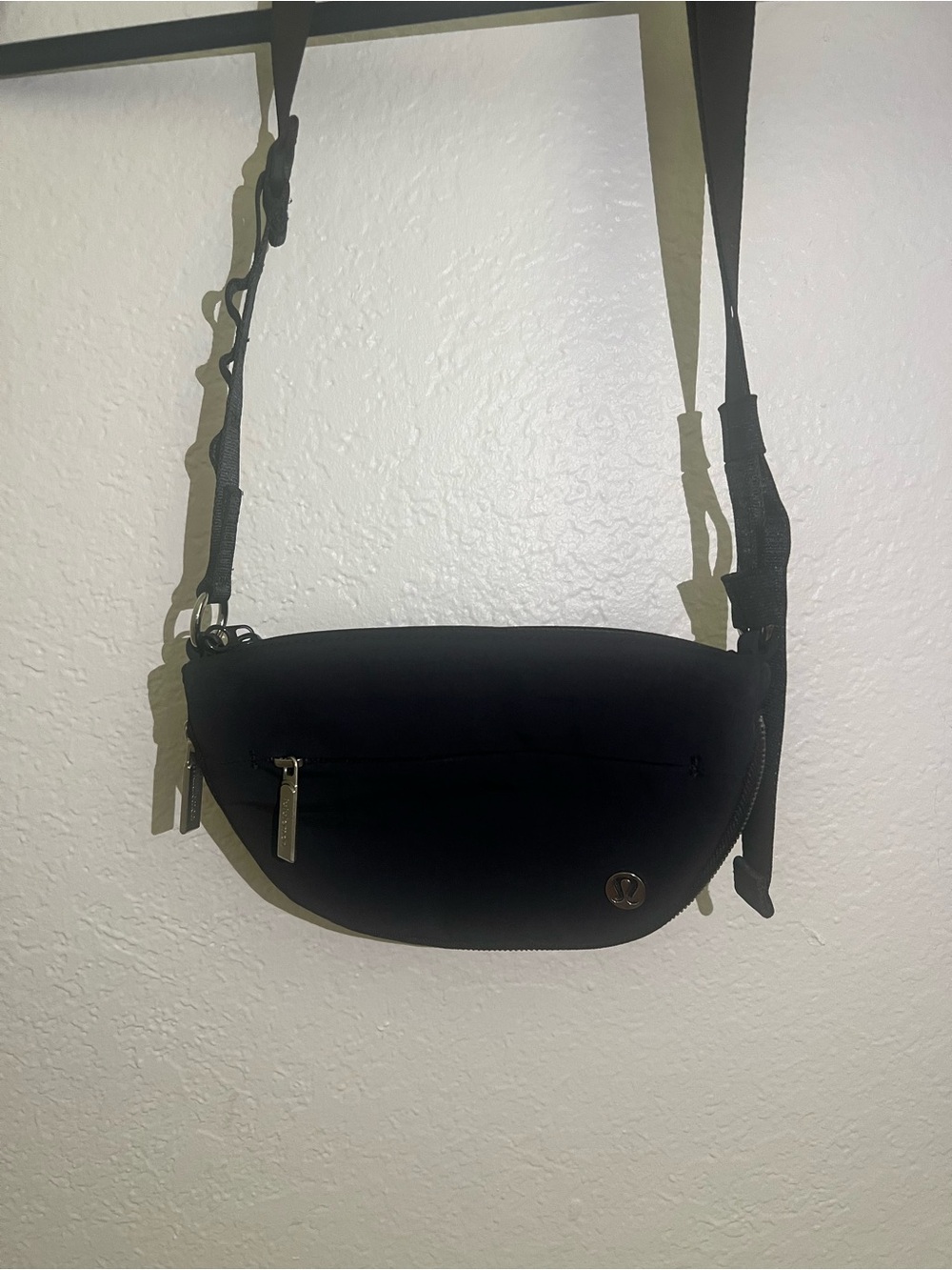 lululemon athletica Black Men's Belt Bag with Front Zip Pocket